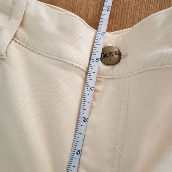 Nanette Lepore Size 10 Cream Capris Pants - Picture 8 of 8